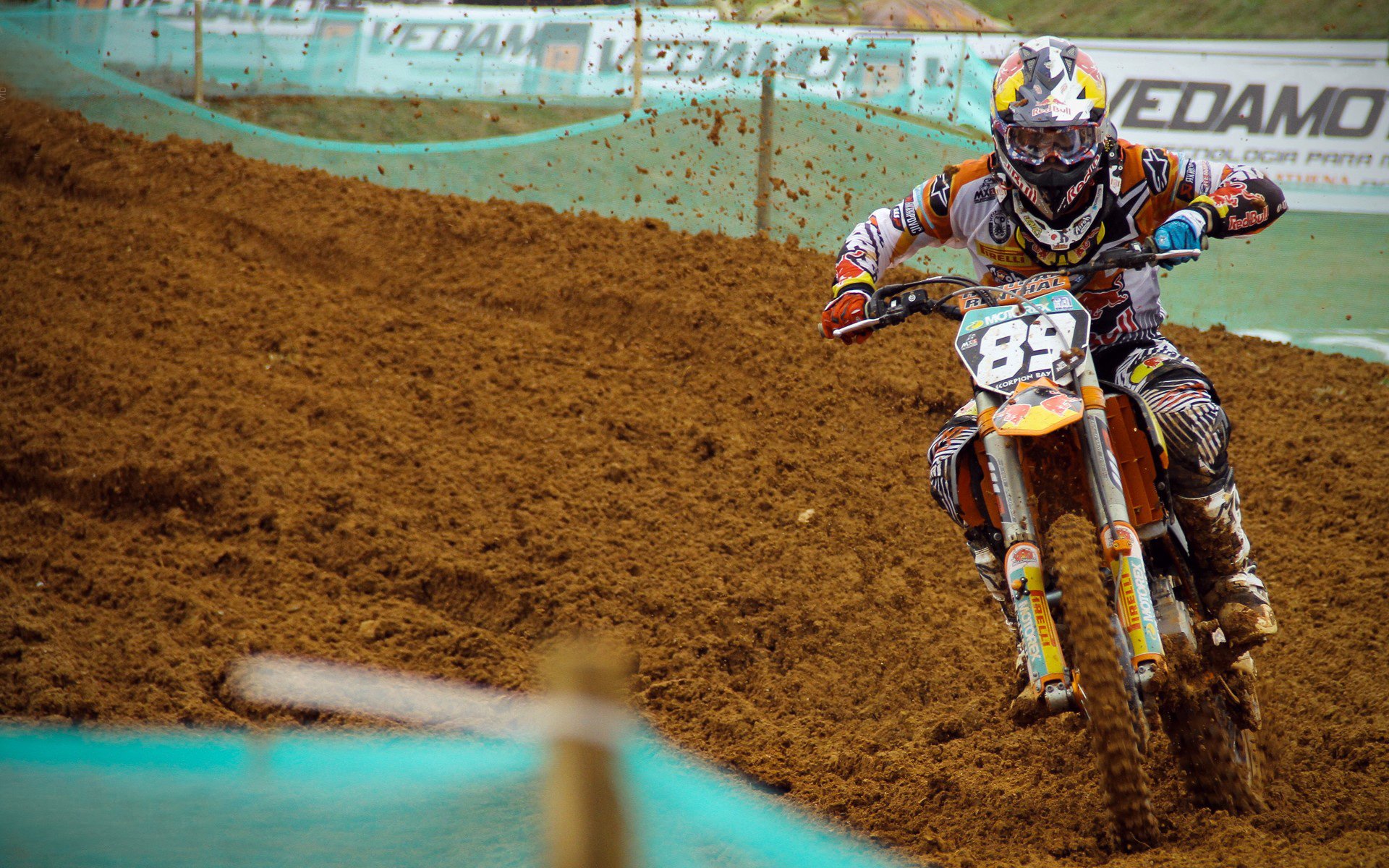 南非女队短距离项目再传捷报，南非女运动员